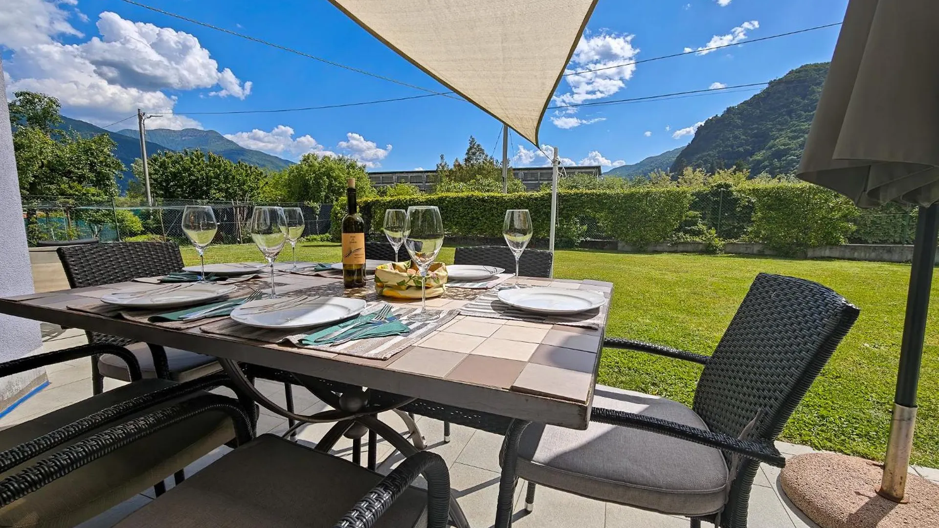 Feriehus Casa Jacqueline Villa Dongo Italien