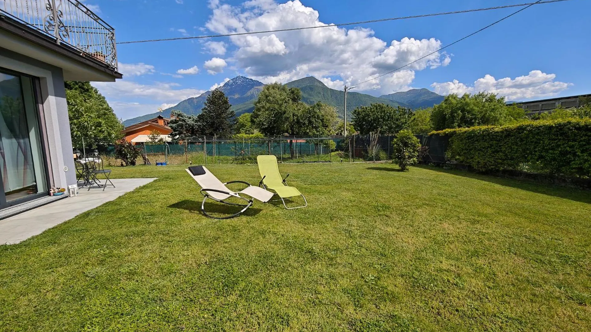 Vila Casa Jacqueline Dongo